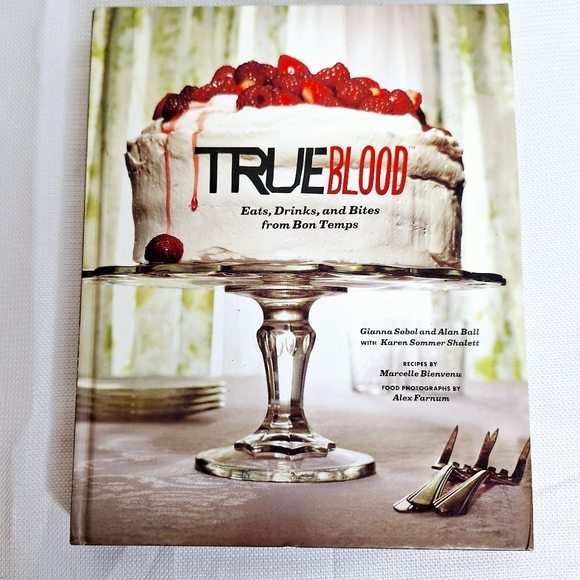 True Blood Series"A True Fan" Cook book and tee-shirt bundle. - Picture 15 of 15